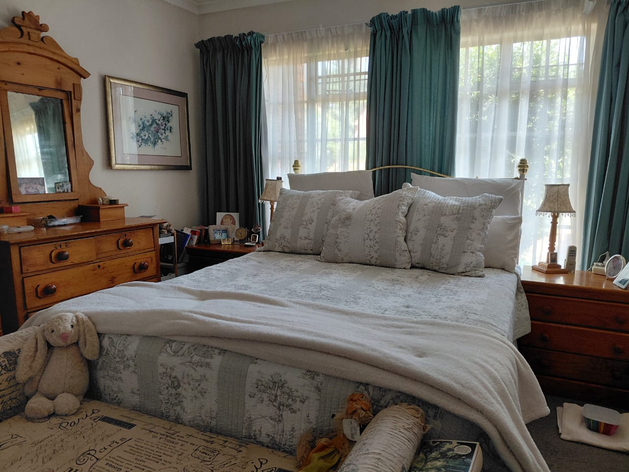 Three Rivers – Bataleur 4 : Stunning two bedroom retirement unit for sale