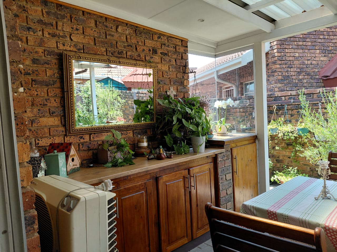 Three Rivers – Bataleur 4 : Stunning two bedroom retirement unit for sale