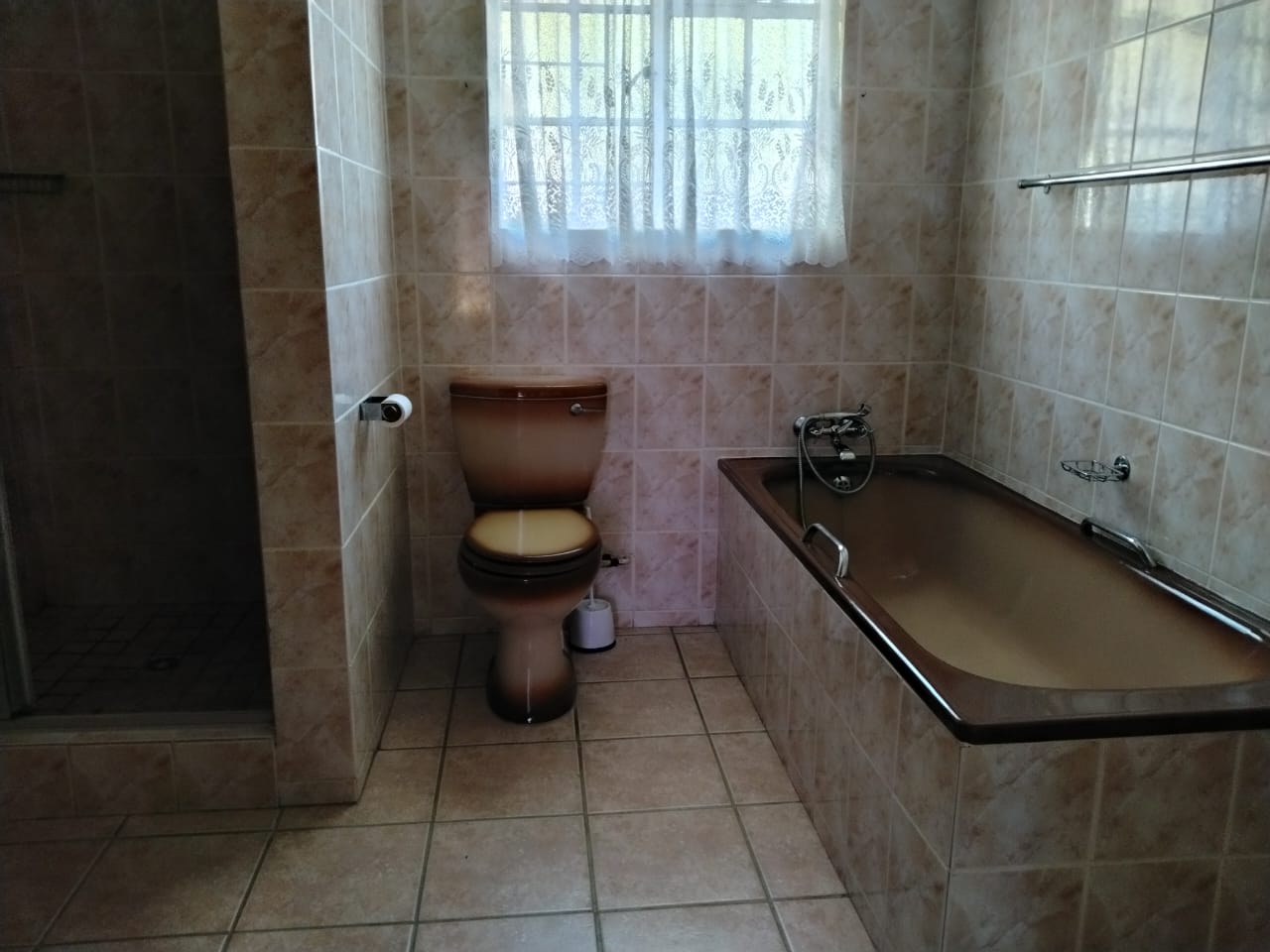 Sonskyn A50 : Stunning two bedroom retirement unit for sale.
