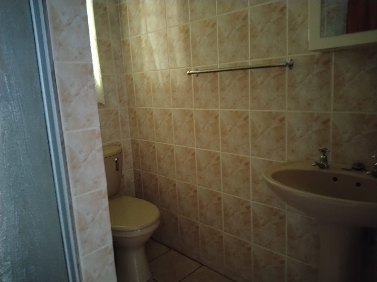 Sonskyn A50 : Stunning two bedroom retirement unit for sale.