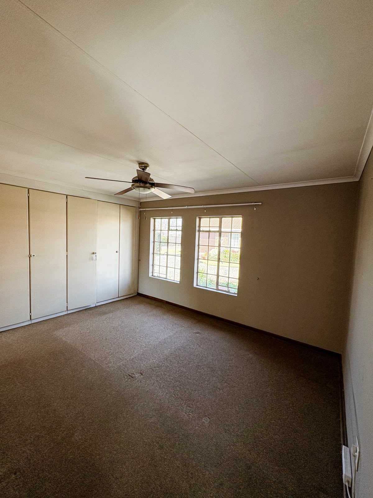 Three Rivers – Fisant 2 : Stunning retirement unit for sale.