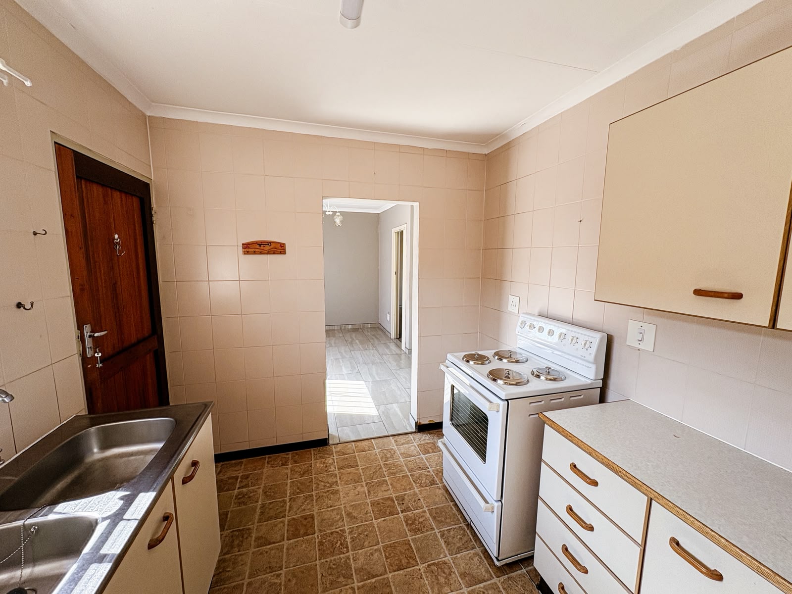 Three Rivers – Fisant 2 : Stunning retirement unit for sale.