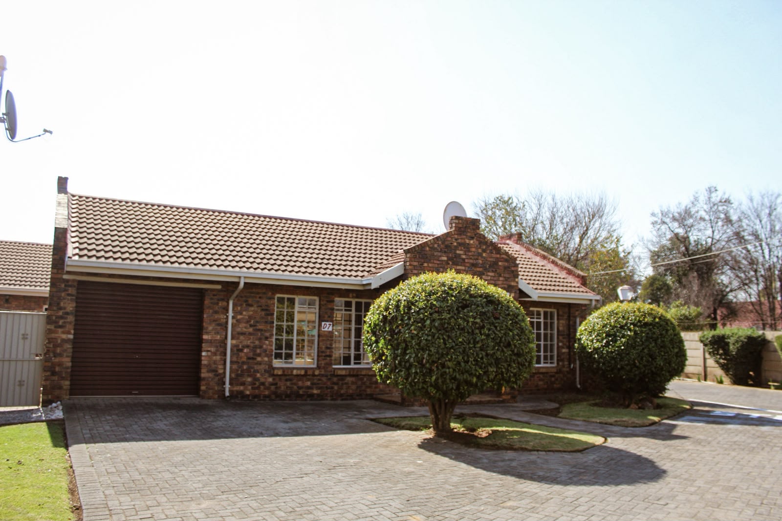 Three Rivers – Diederik 7 : Lovely one bedroom retirement unit for sale.