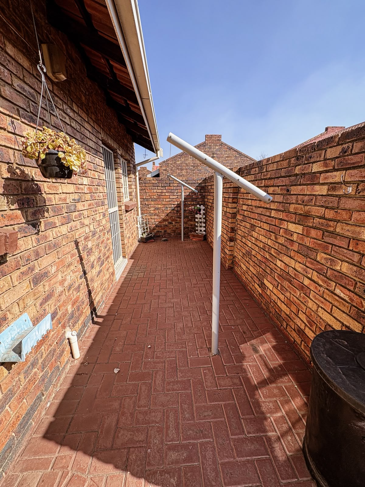 Three Rivers – Fisant 2 : Stunning retirement unit for sale.