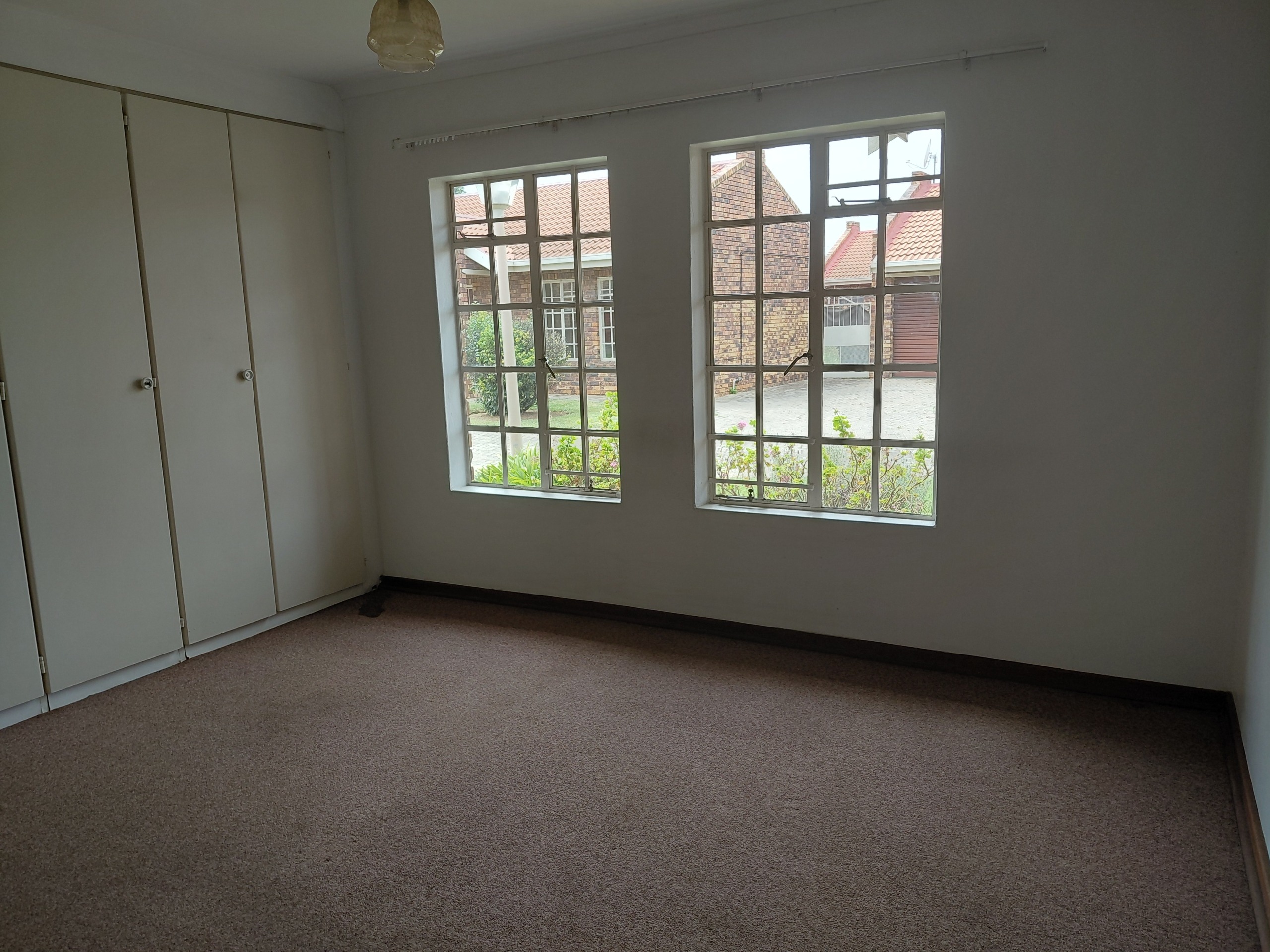 Three Rivers – Elsie 3 : Stunning one bedroom retirement unit for sale.
