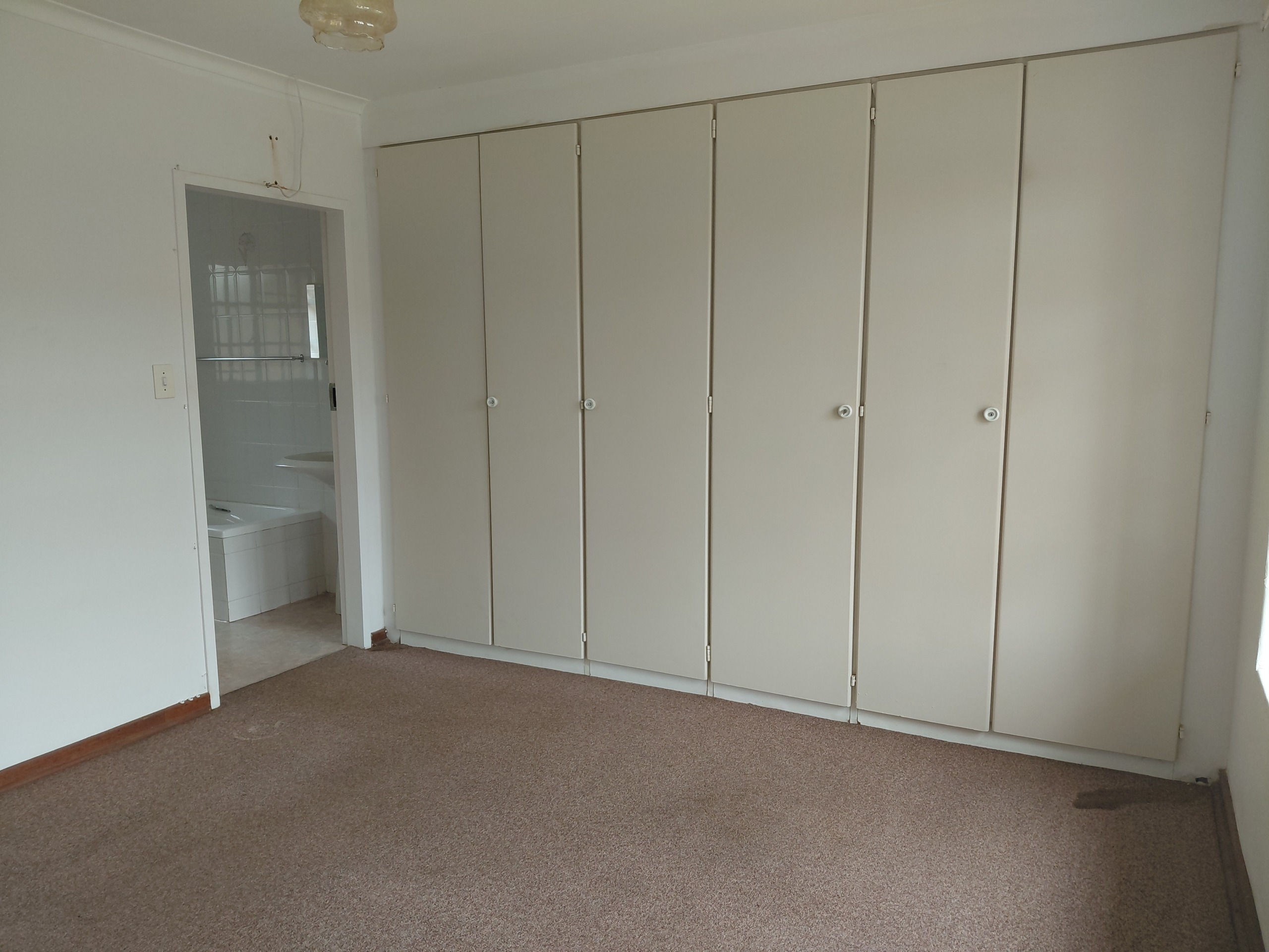 Three Rivers – Elsie 3 : Stunning one bedroom retirement unit for sale.