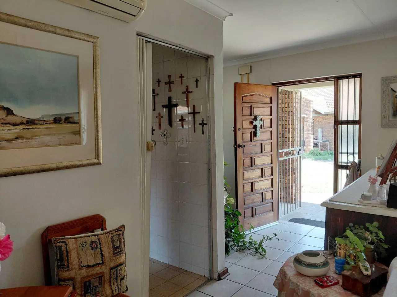 Three Rivers – Bataleur 4: Spacious 2-bedroom, 2-bathroom retirement unit for sale in Vereeniging.