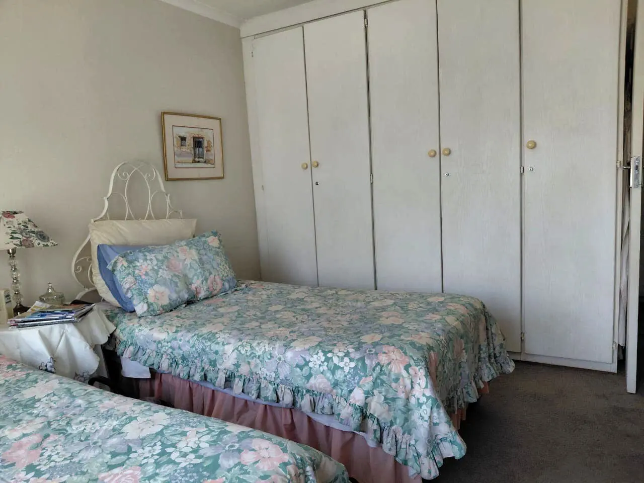Three Rivers – Bataleur 4: Spacious 2-bedroom, 2-bathroom retirement unit for sale in Vereeniging.