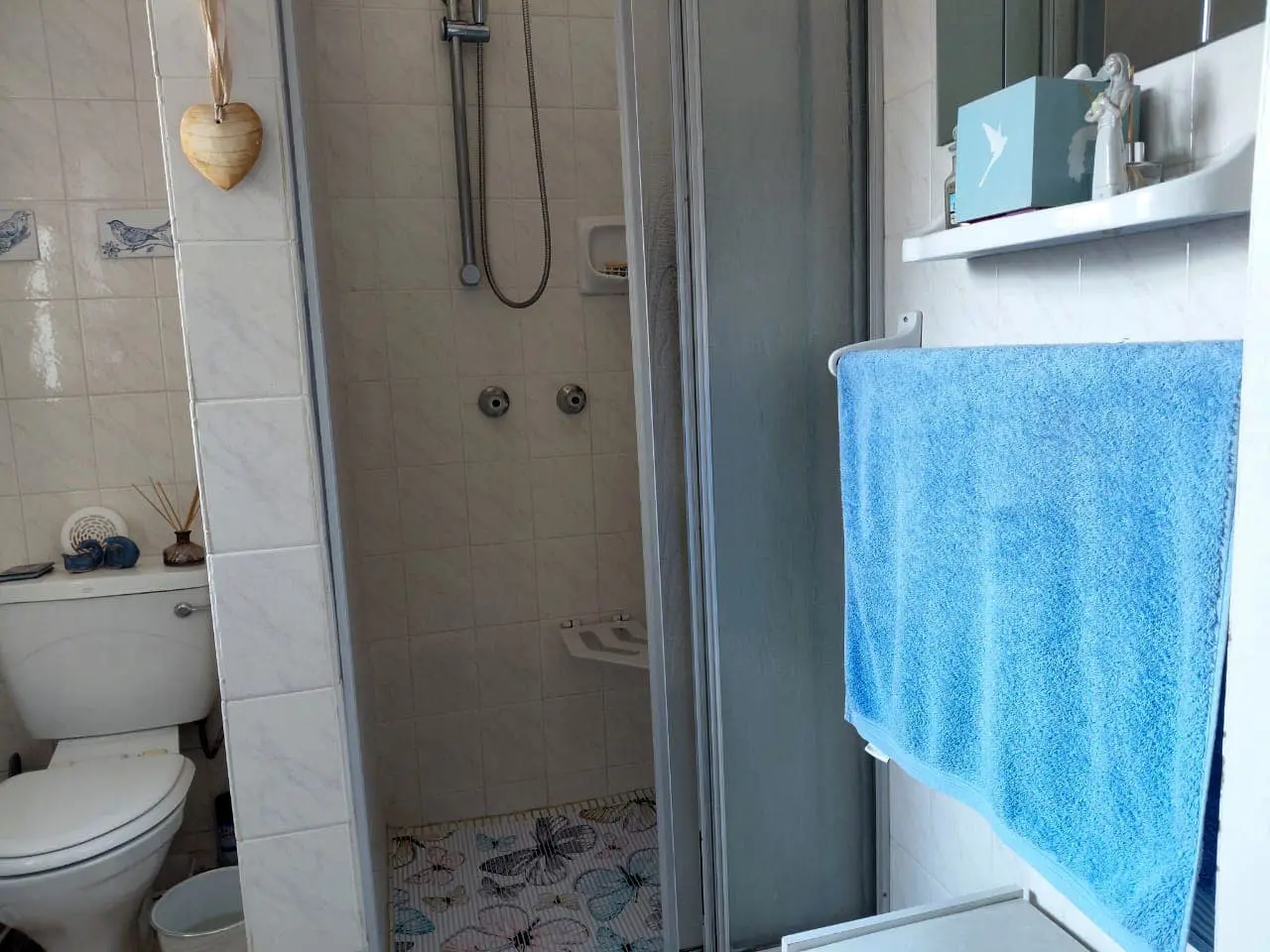 Three Rivers – Bataleur 4: Spacious 2-bedroom, 2-bathroom retirement unit for sale in Vereeniging.