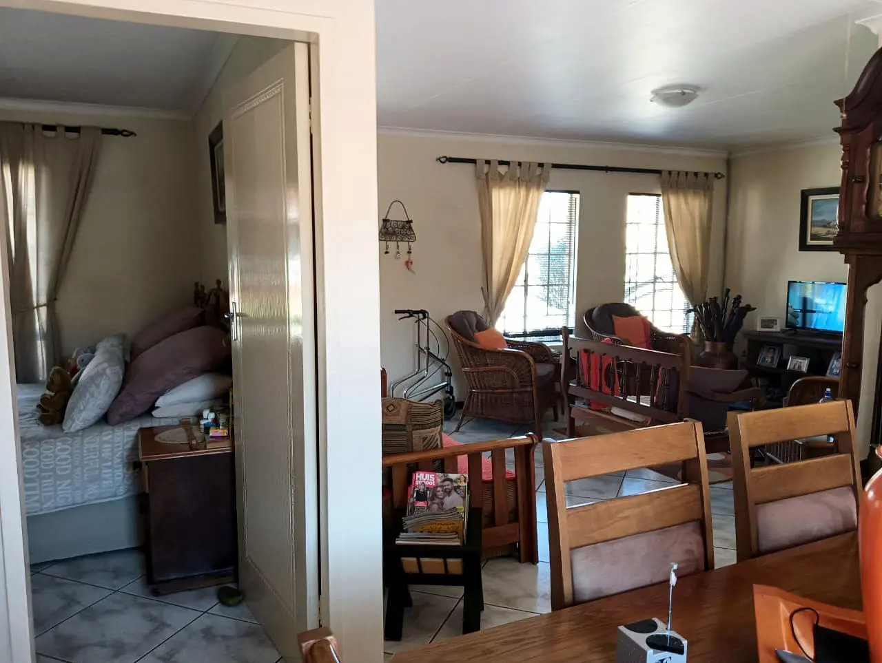 Three Rivers – Canary 4 : Beautiful one bedroom retirement unit for sale in Vereeniging.