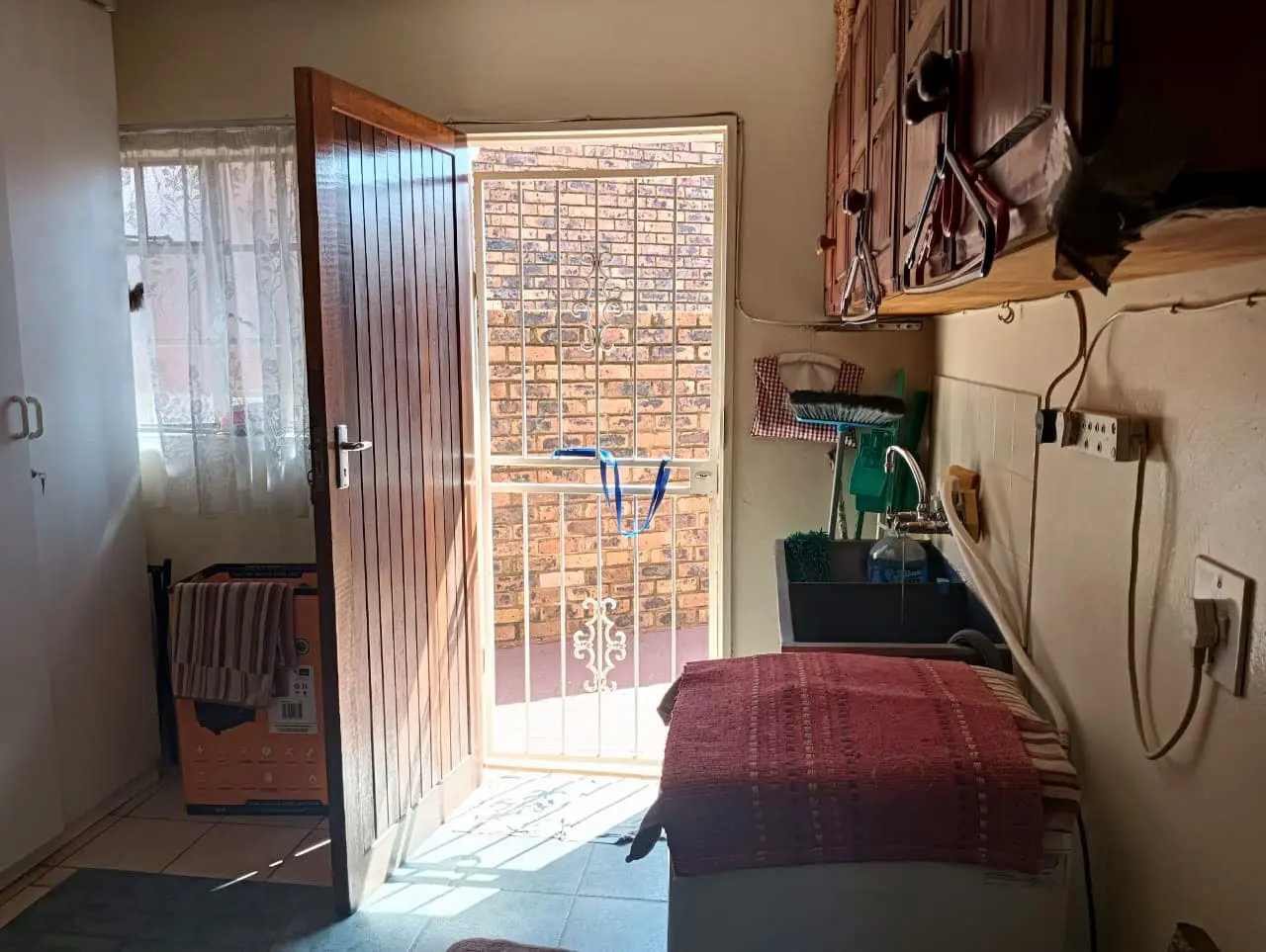 Three Rivers – Canary 4 : Beautiful one bedroom retirement unit for sale in Vereeniging.