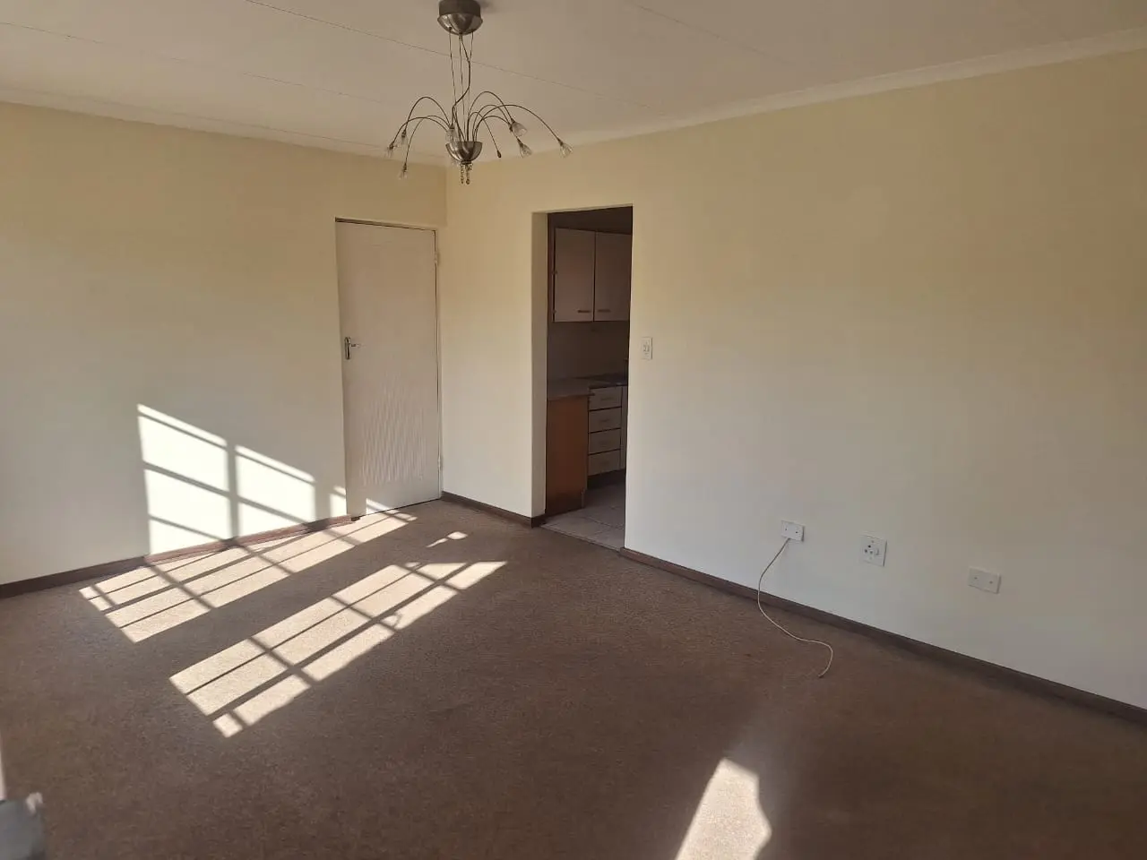 Three Rivers – Glasogie 3 : Lovely one bedroom retirement unit for sale in Vereeniging