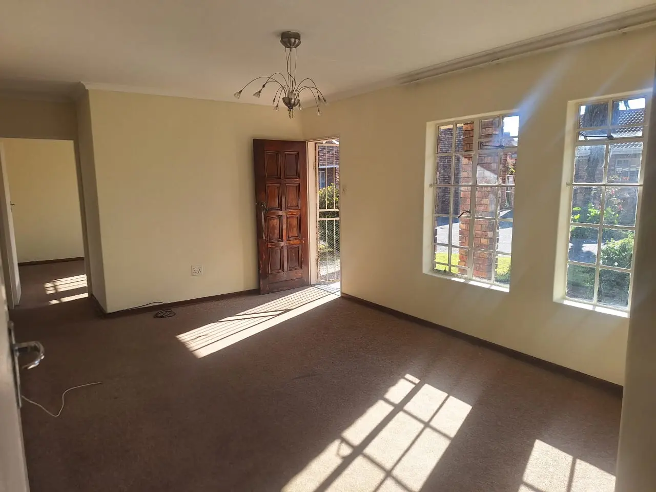 Three Rivers – Glasogie 3 : Lovely one bedroom retirement unit for sale in Vereeniging