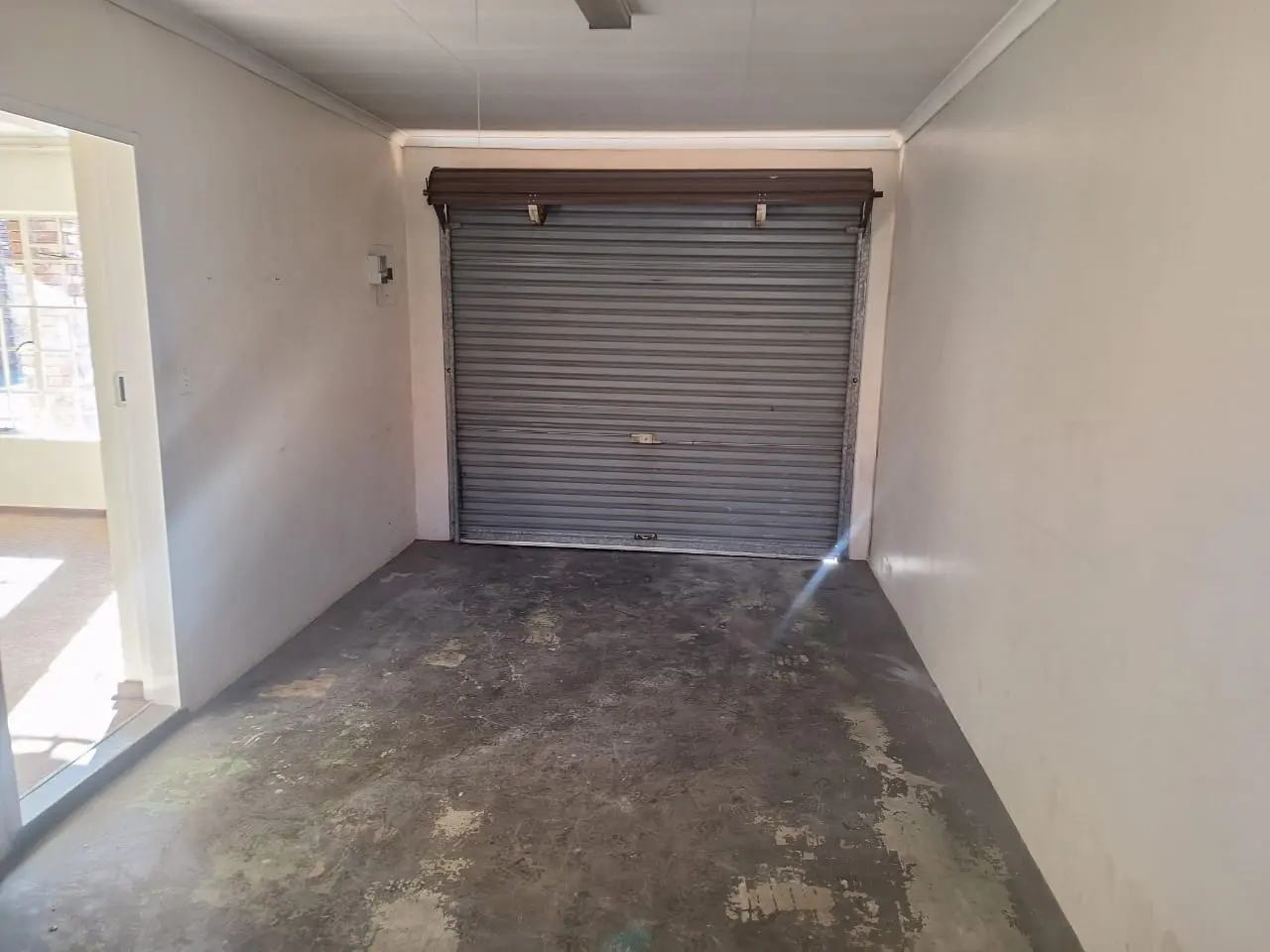 Three Rivers – Glasogie 3 : Lovely one bedroom retirement unit for sale in Vereeniging