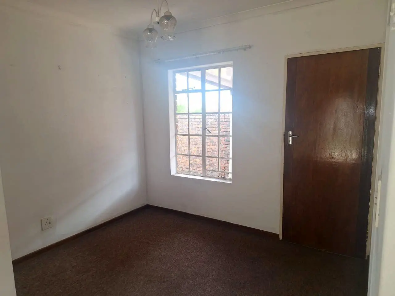 Three Rivers – Laventel 14: Lovely one bedroom retirement unit for sale in Vereeniging