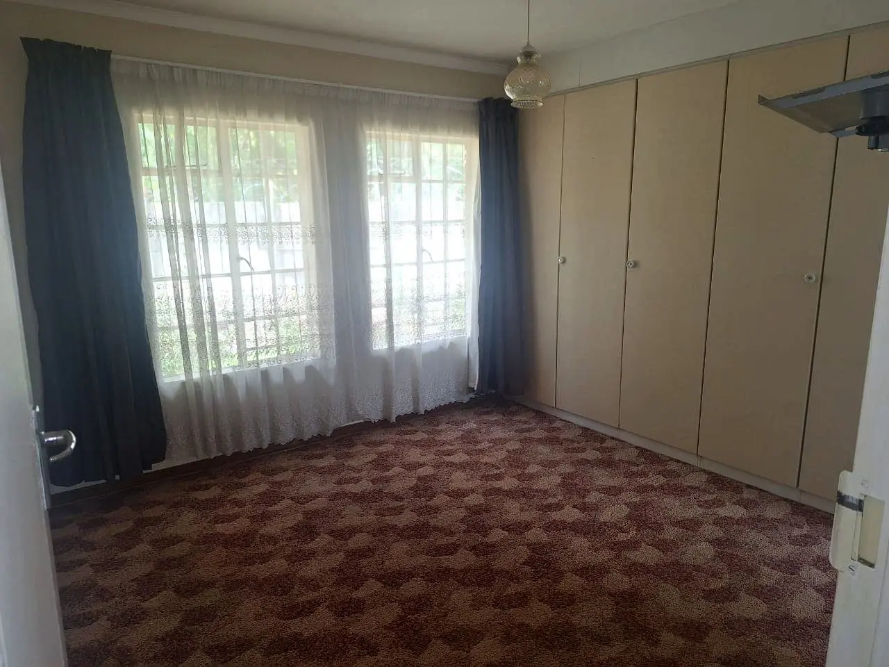 Three Rivers – Laventel 14: Lovely one bedroom retirement unit for sale in Vereeniging