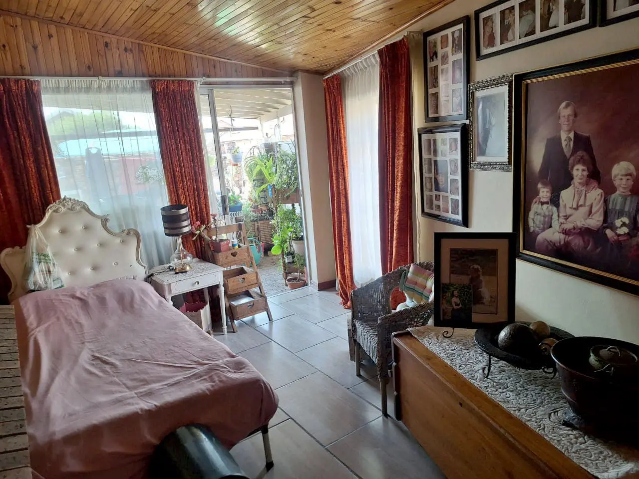 Three Rivers – Roosmaryn 9 : Lovely two bedroom retirement unit for sale in Vereeniging