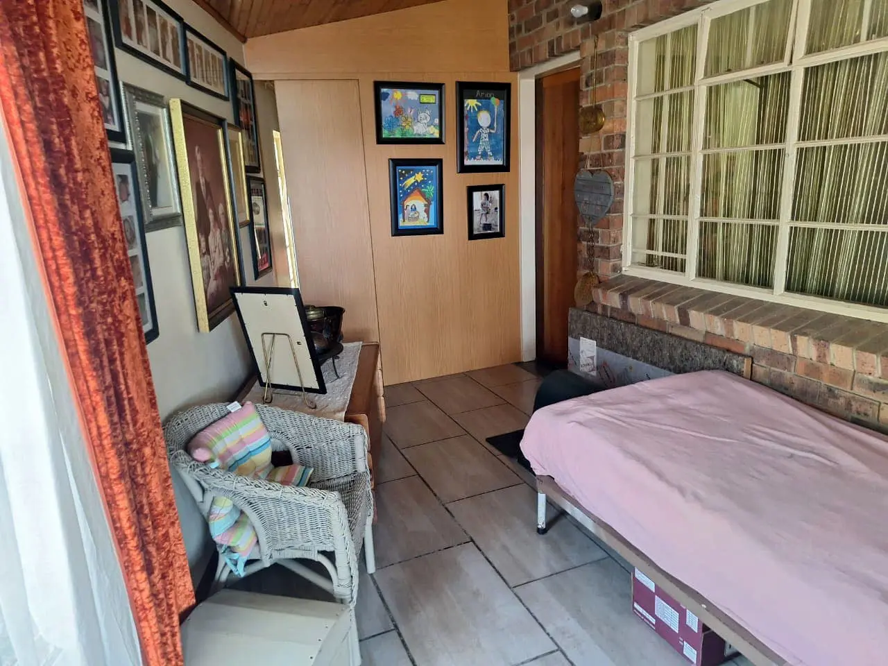 Three Rivers – Roosmaryn 9 : Lovely two bedroom retirement unit for sale in Vereeniging