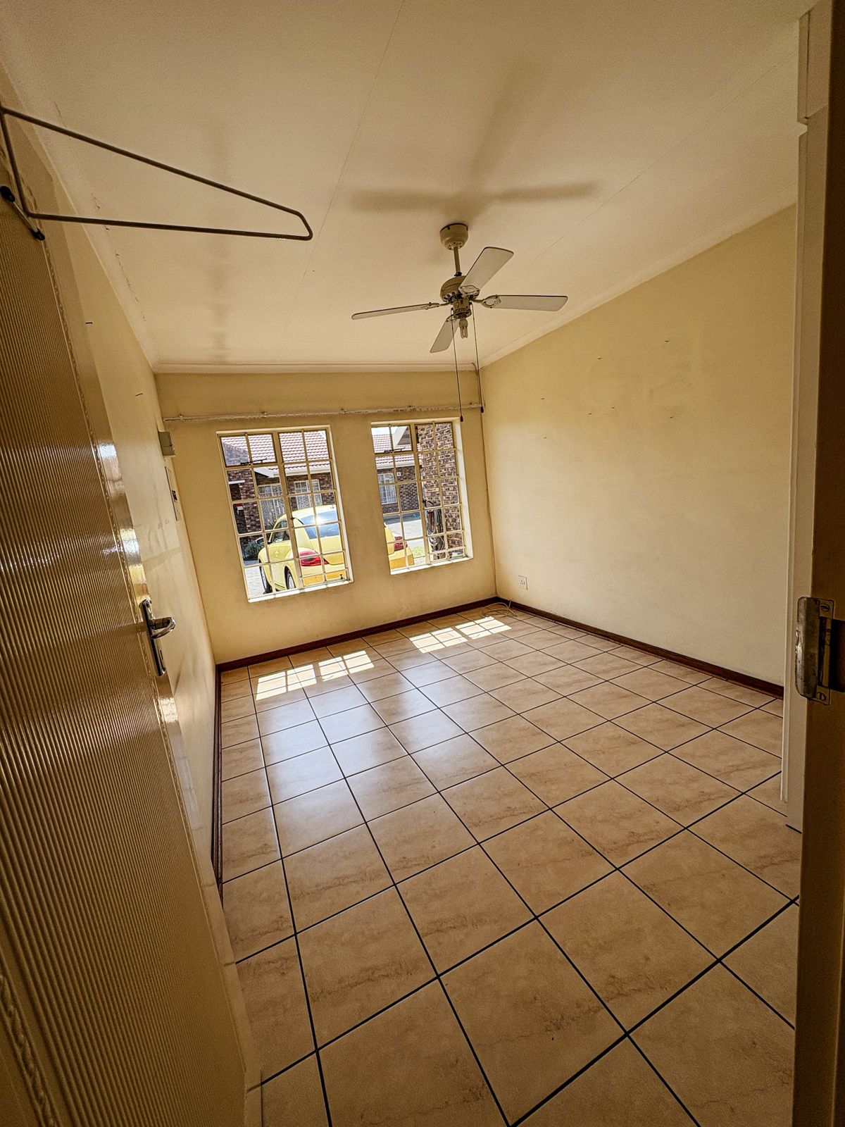 Three Rivers – Wilde Als 14 : Gorgeous 2-bedroom 1-bathroom retirement unit for sale.
