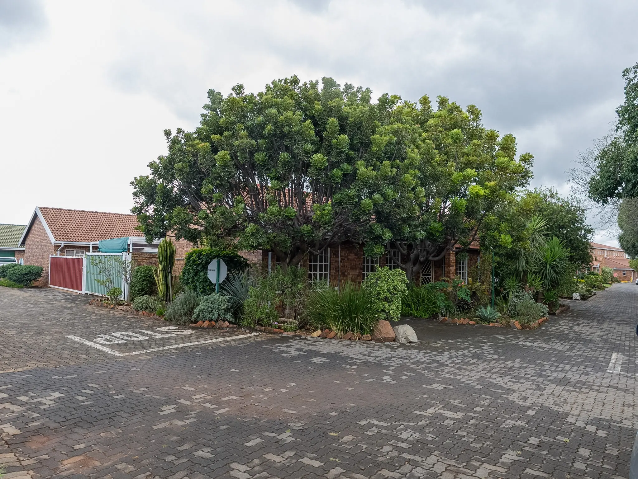 Montana: Arend 5 – Charming 2 Bedroom Unit for Sale in Montana, Pretoria